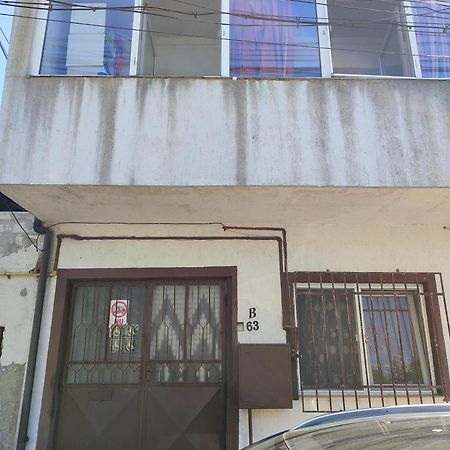 Hostel Emy Camere Cu Baie Proprie Aproape De Plaja 3 Papuci コンスタンツァ エクステリア 写真